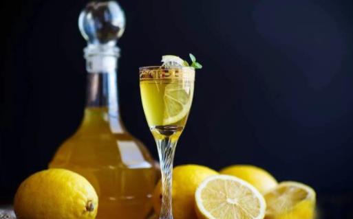 柠檬酒泡多久可以喝 怎样泡柠檬酒才是正确的
